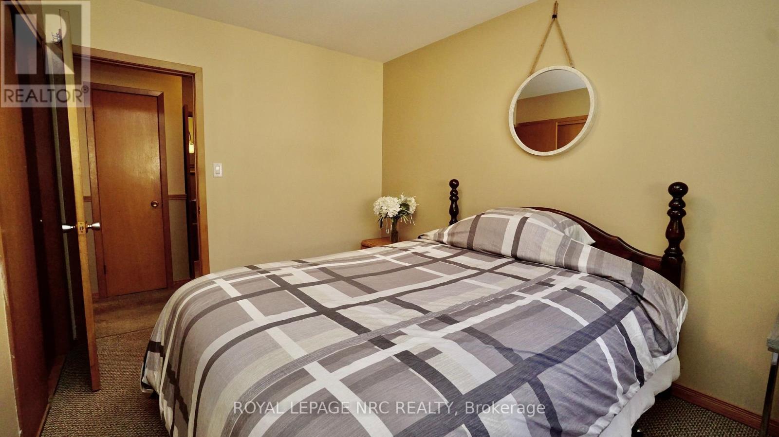 7030 Whitman Avenue, Niagara Falls, Ontario  L2G 5B6 - Photo 16 - X13878914