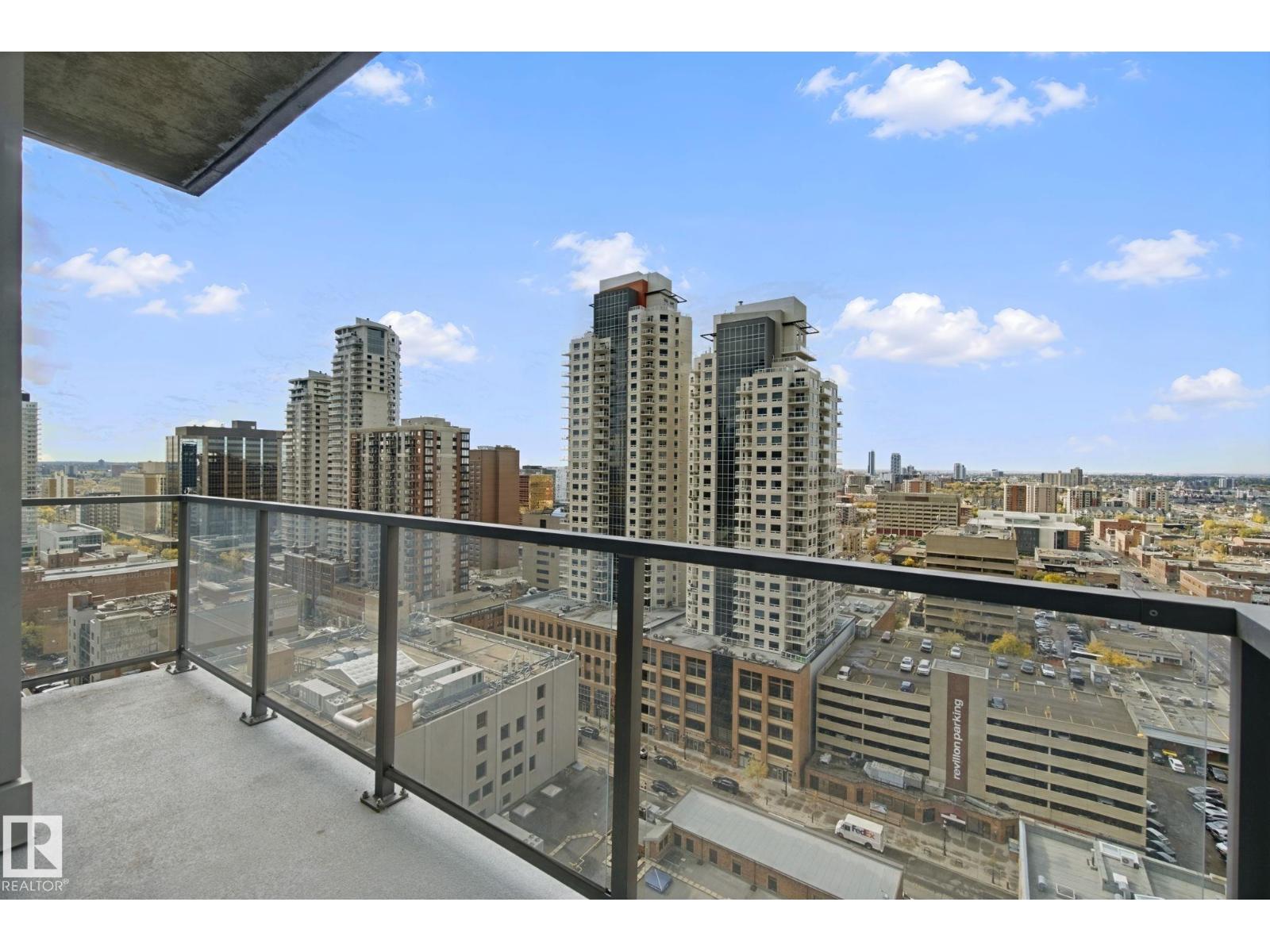 #1806 10238 103 ST NW