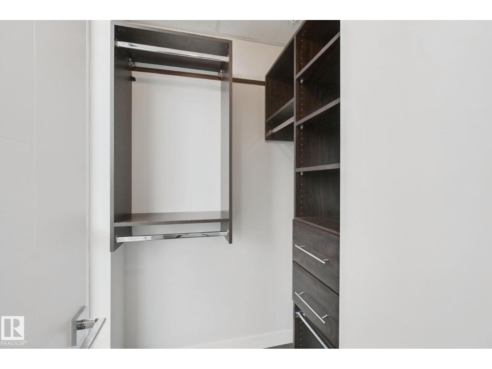 #1806 10238 103 ST NW