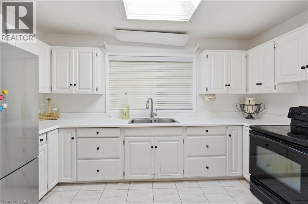 904 Montgomery Drive, Ancaster, Ontario  L9G 3H9 - Photo 21 - 40870192