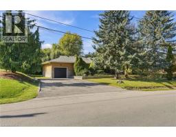 904 MONTGOMERY Drive, Ancaster, Ontario