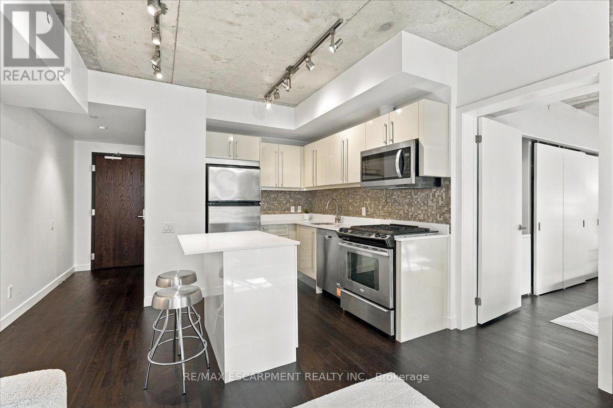 613 - 25 Oxley Street, Toronto, Ontario  M5V 2J5 - Photo 13 - C13878922