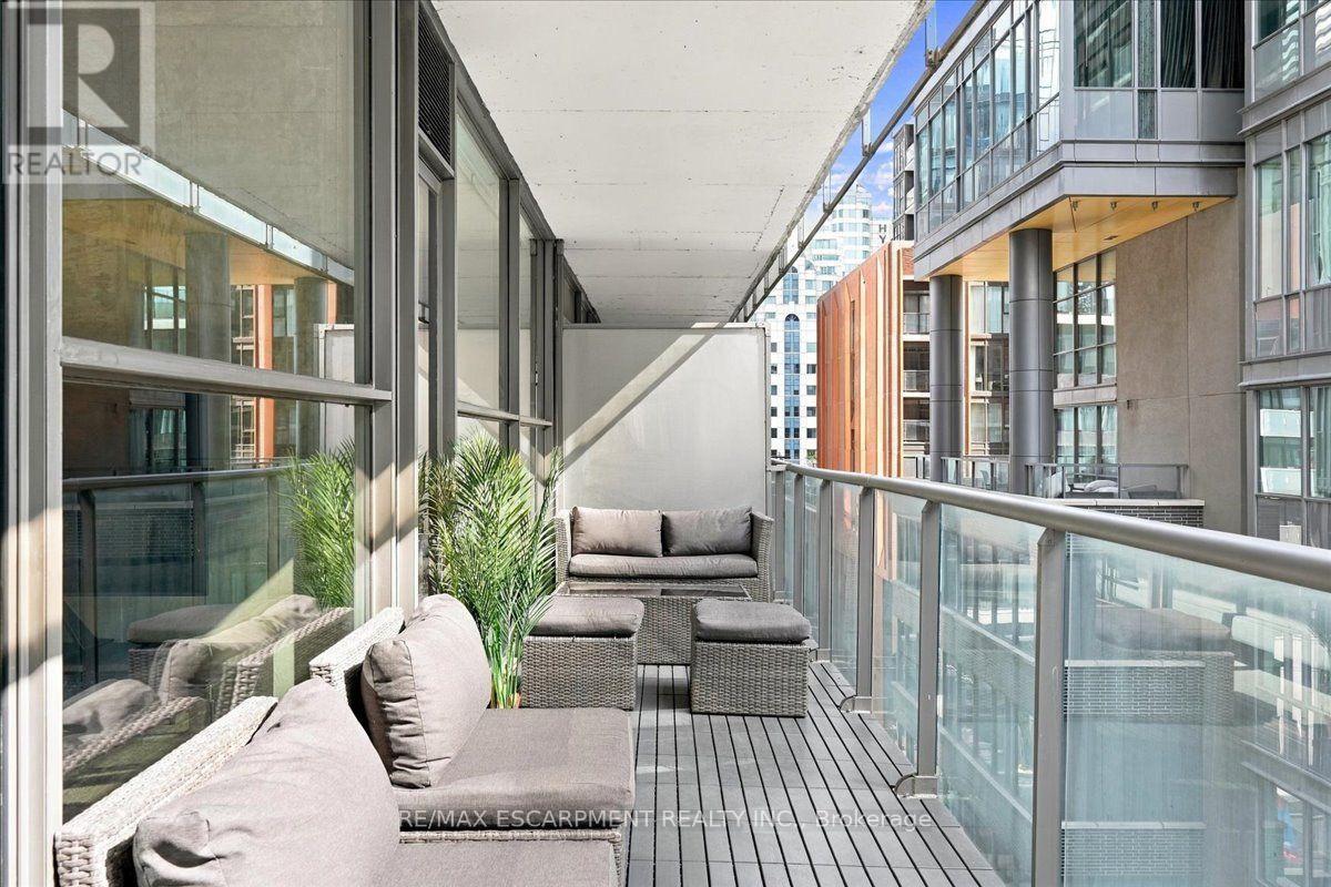613 - 25 Oxley Street, Toronto, Ontario  M5V 2J5 - Photo 21 - C13878922