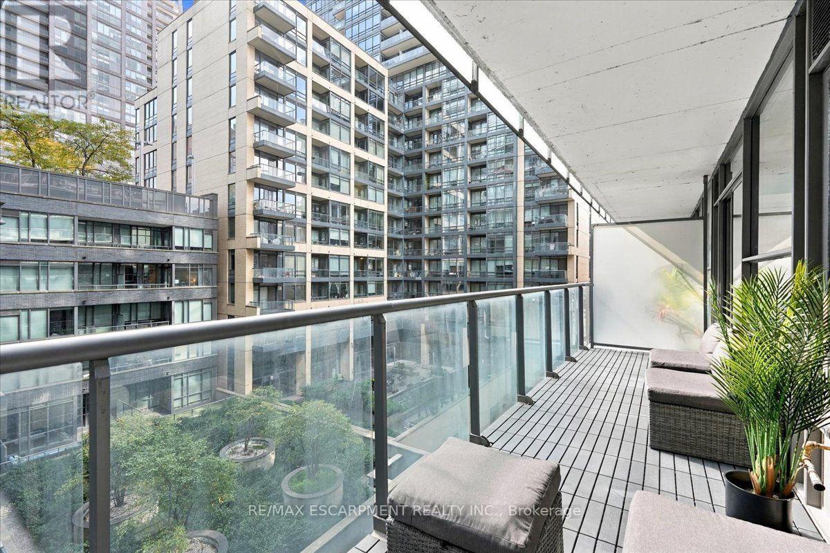 613 - 25 Oxley Street, Toronto, Ontario  M5V 2J5 - Photo 26 - C13878922
