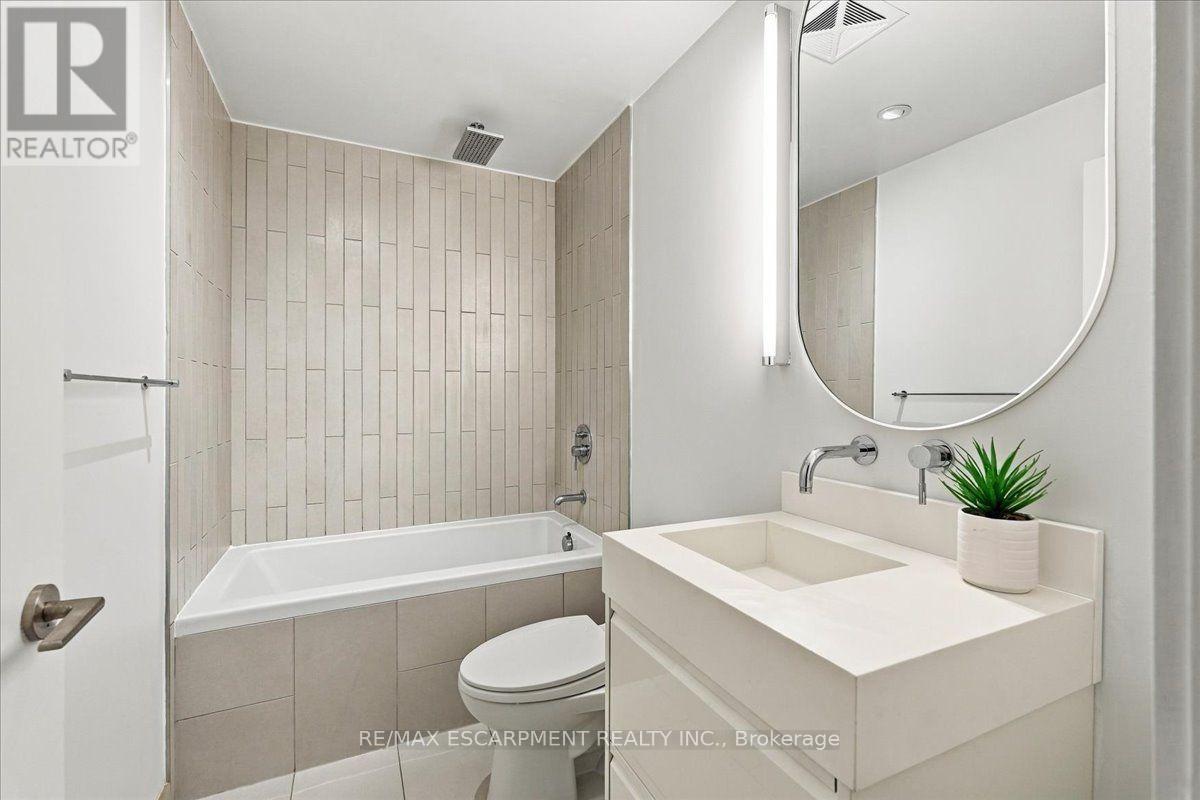 613 - 25 Oxley Street, Toronto, Ontario  M5V 2J5 - Photo 7 - C13878922