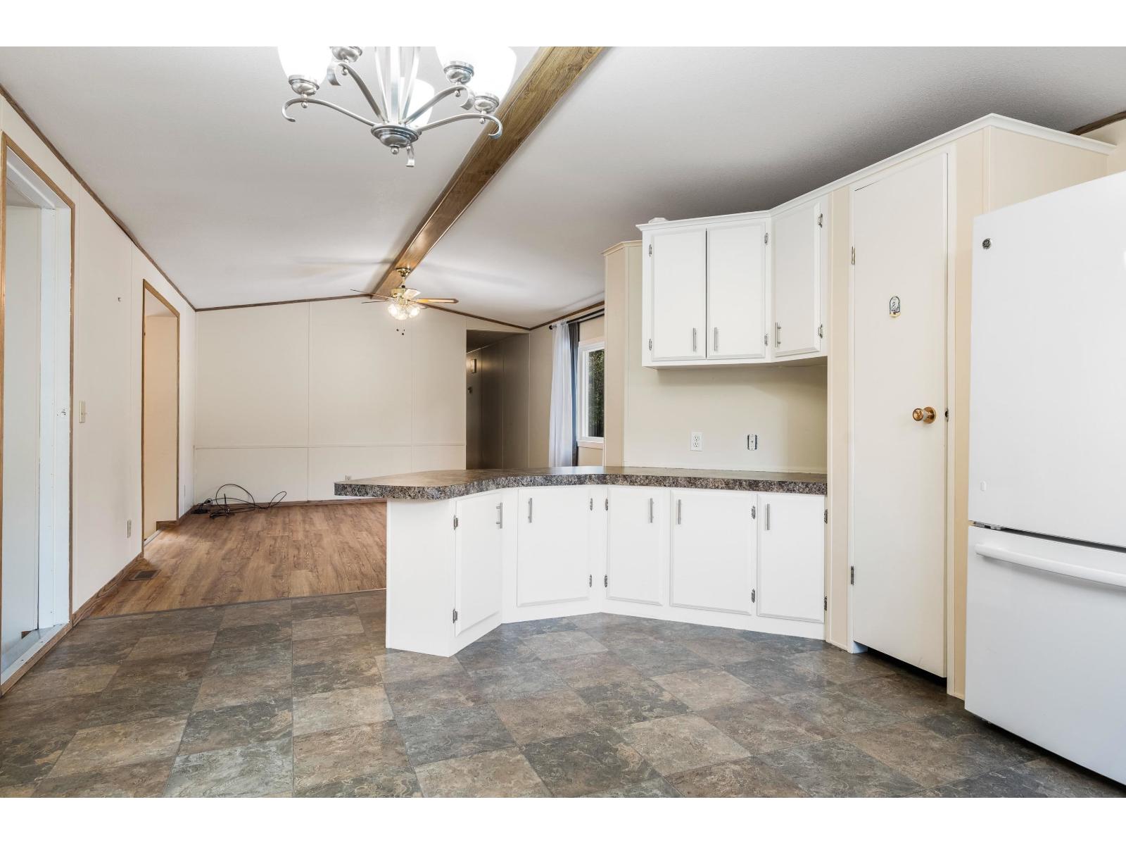 222 45835 SLEEPY HOLLOW ROAD|Cultus Lake East