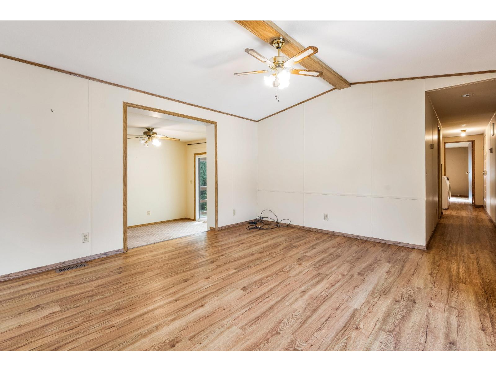 222 45835 SLEEPY HOLLOW ROAD|Cultus Lake East