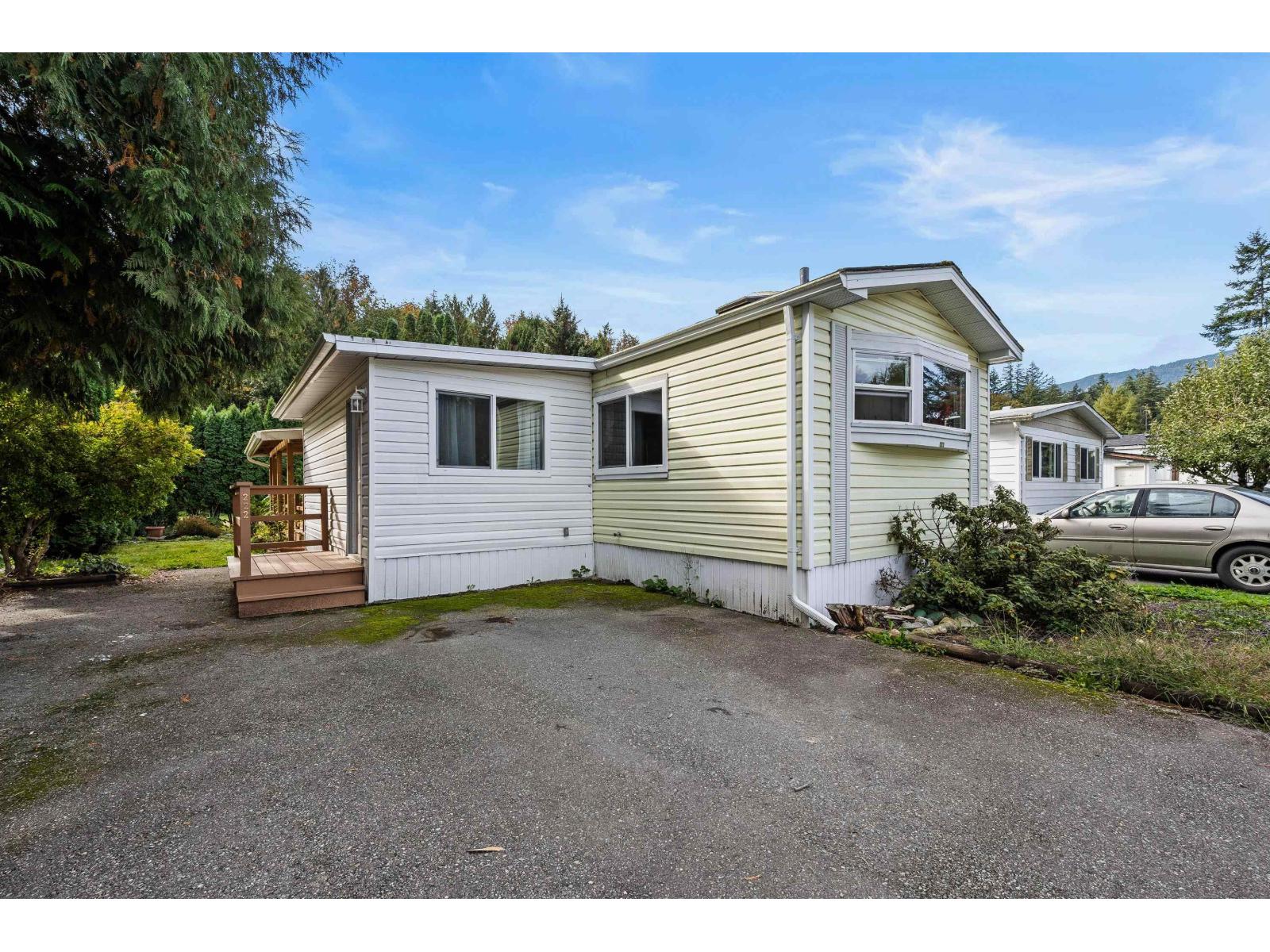 222 45835 SLEEPY HOLLOW ROAD|Cultus Lake East