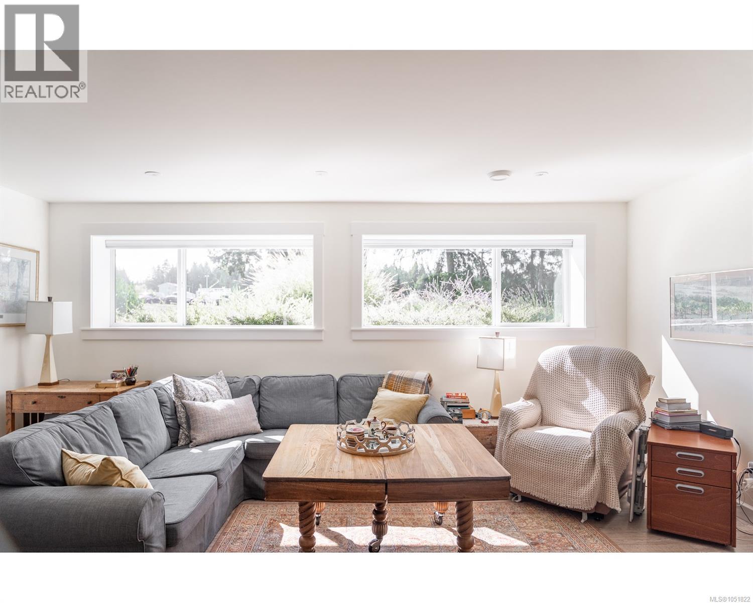 1045 RAVENSBOURNE Lane