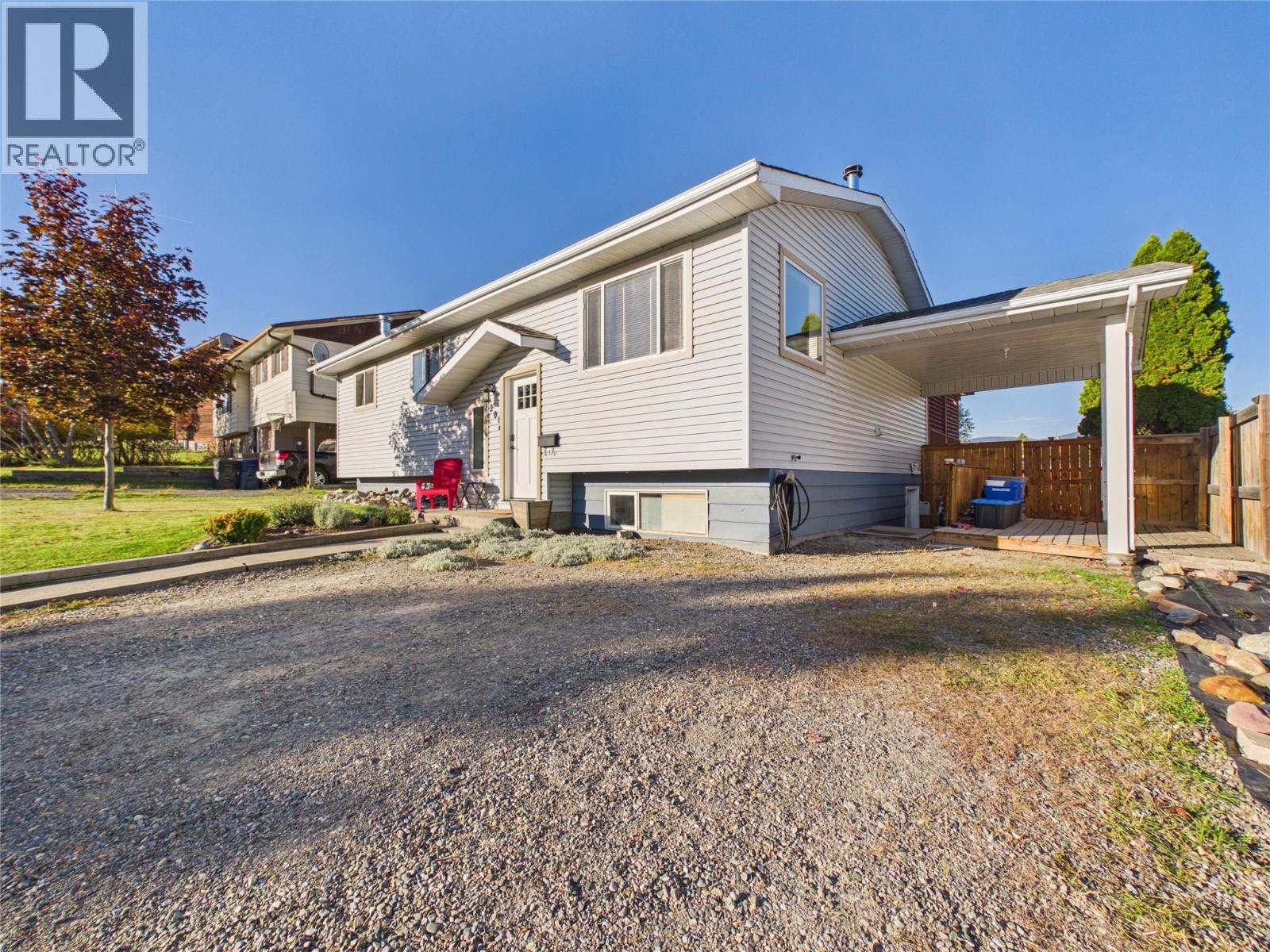1201 16th Avenue S, Cranbrook, British Columbia  V1C 5S5 - Photo 1 - 10403227