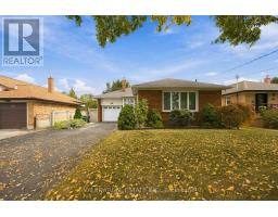 305 RENFORTH DRIVE, Toronto, Ontario