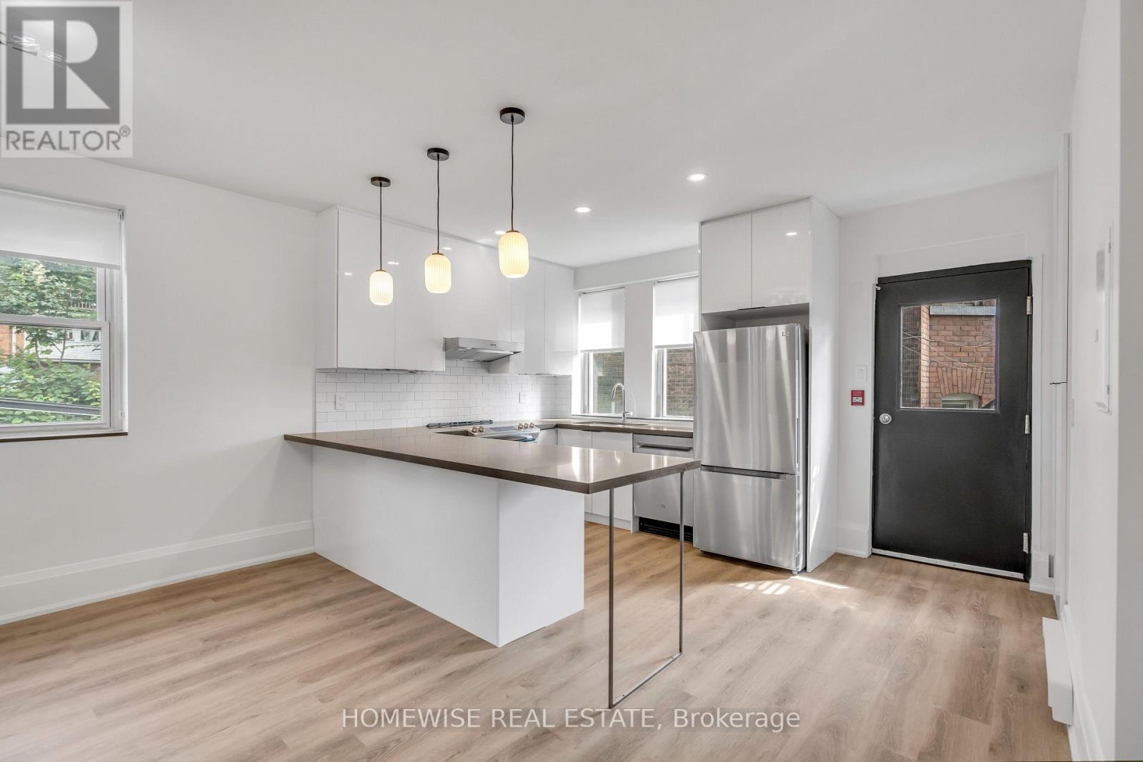 203 - 1340 KING STREET W, Toronto, Ontario