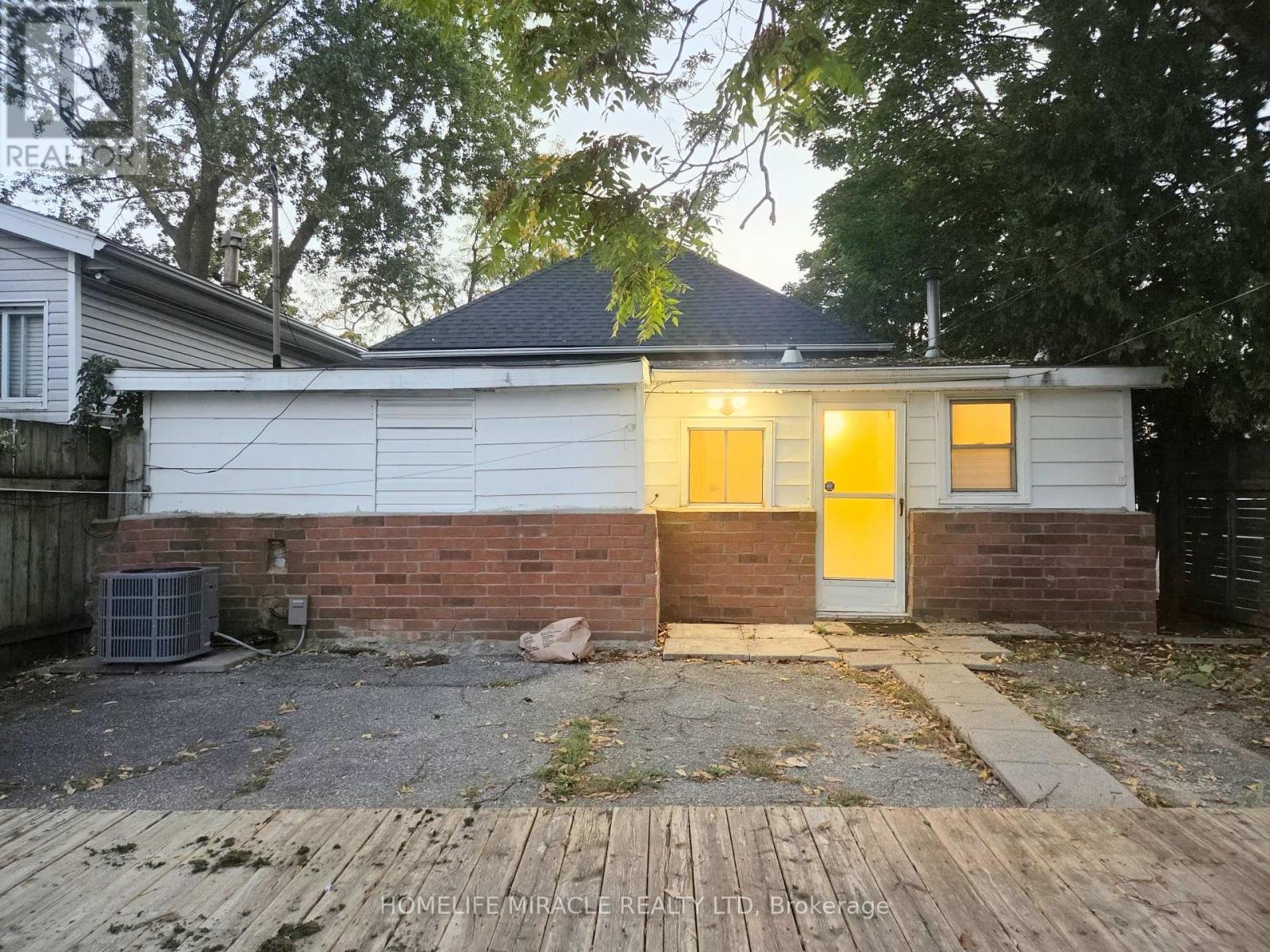 908 Windsor Avenue, Windsor, Ontario  N9A 1K2 - Photo 29 - X13878886