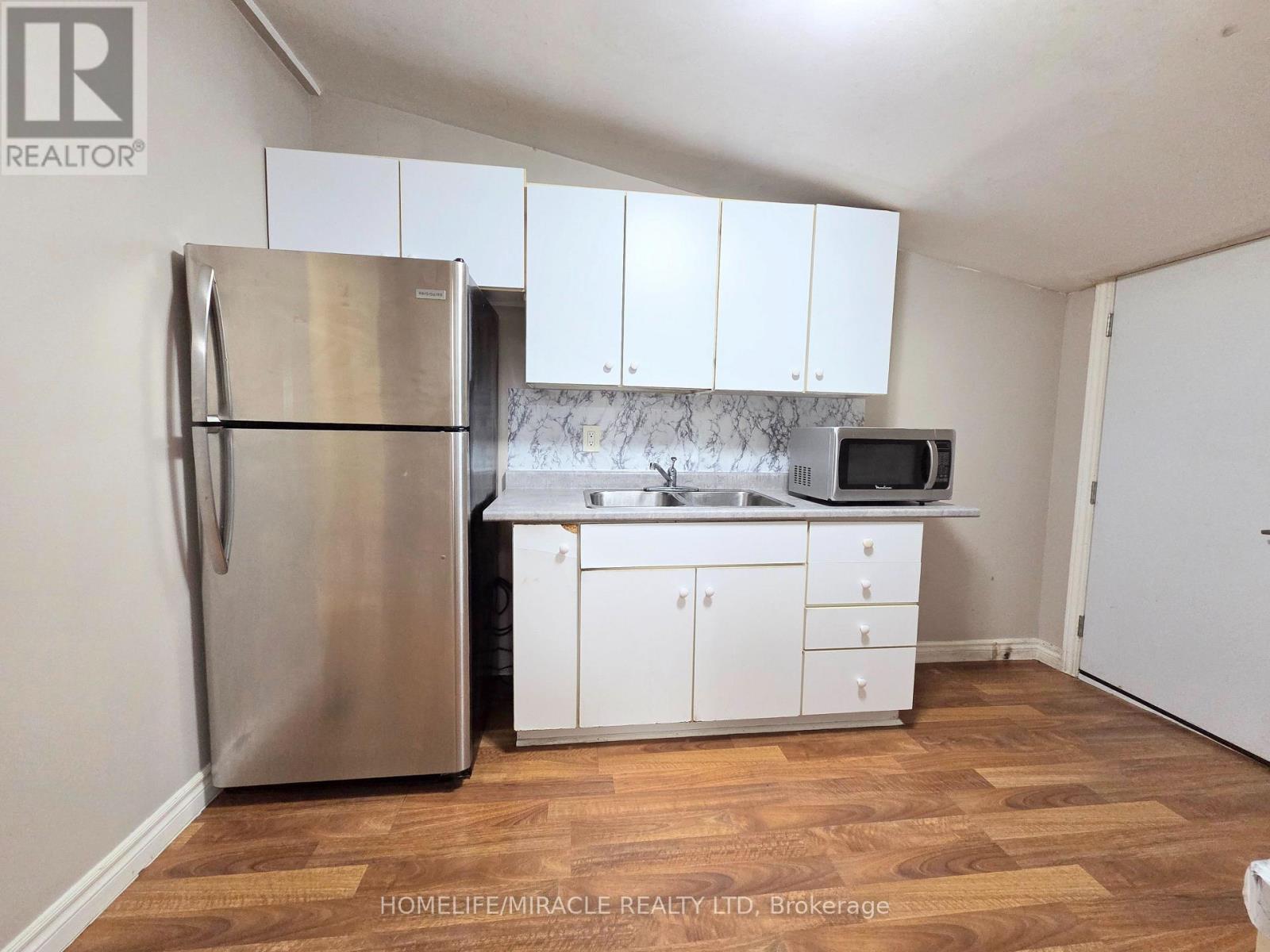 908 Windsor Avenue, Windsor, Ontario  N9A 1K2 - Photo 18 - X13878886