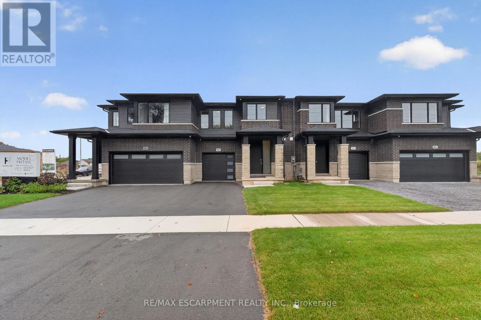 957 Clare Avenue, Welland, Ontario  L3C 3C2 - Photo 4 - X13878920