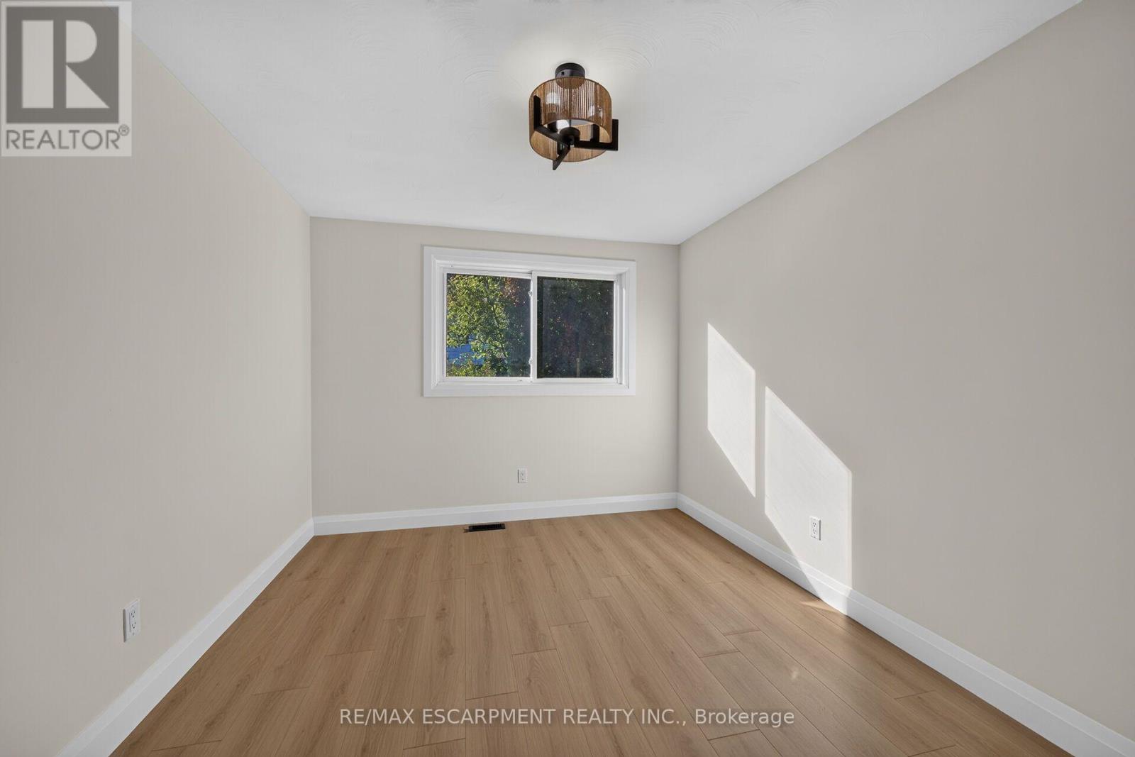 100 Marcella Crescent, Hamilton, Ontario  L8K 6G1 - Photo 20 - X13878994