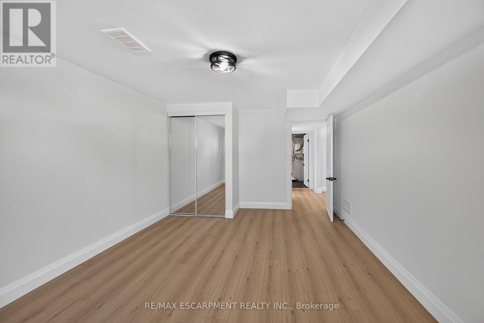 100 Marcella Crescent, Hamilton, Ontario  L8K 6G1 - Photo 37 - X13878994