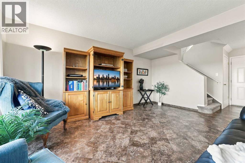 90 Hidden Ranch Terrace NW, Calgary, Alberta  T3A 5Z4 - Photo 9 - A2348955