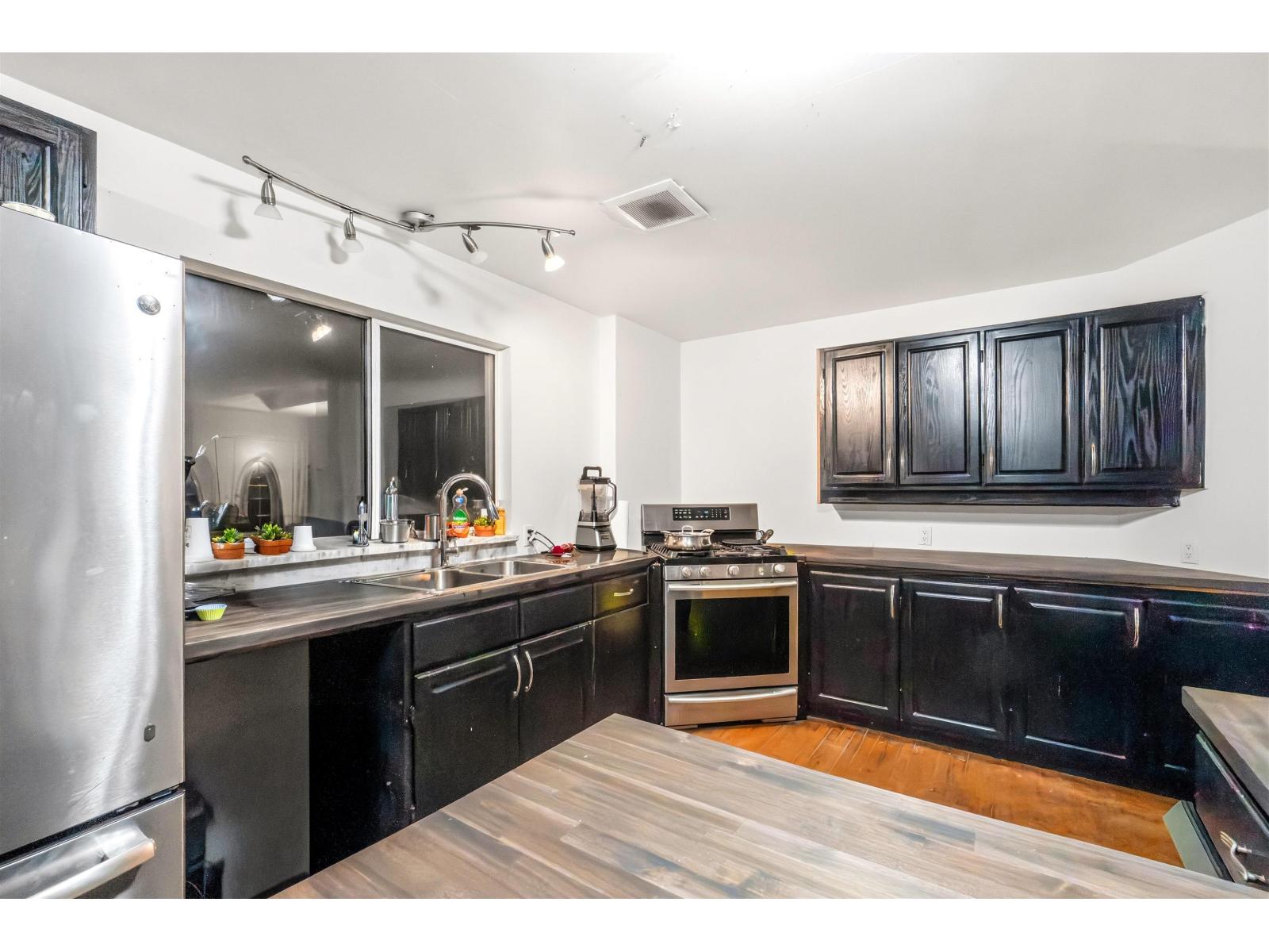 10032 122 Street, Surrey, British Columbia  V3V 4M5 - Photo 9 - R3172169