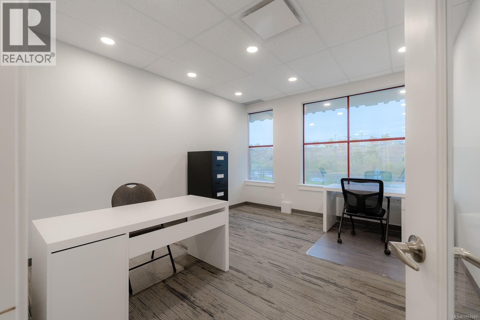 1A 5140 Metral Dr