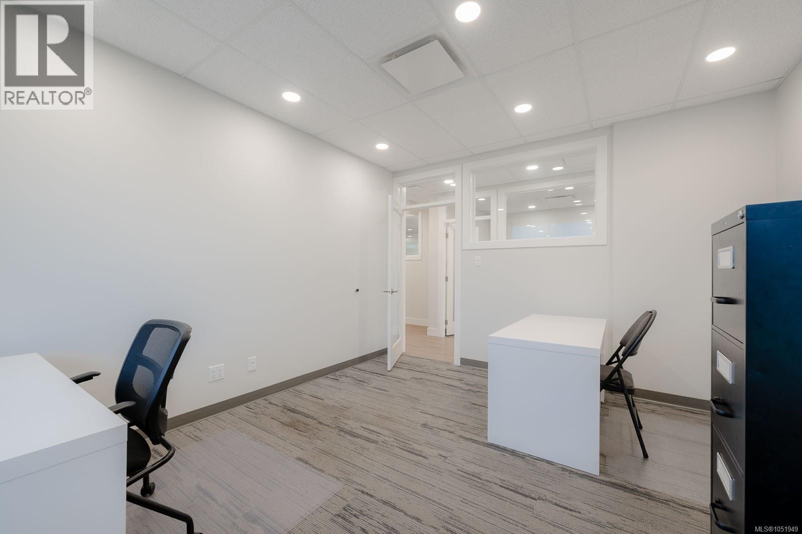 1A 5140 Metral Dr
