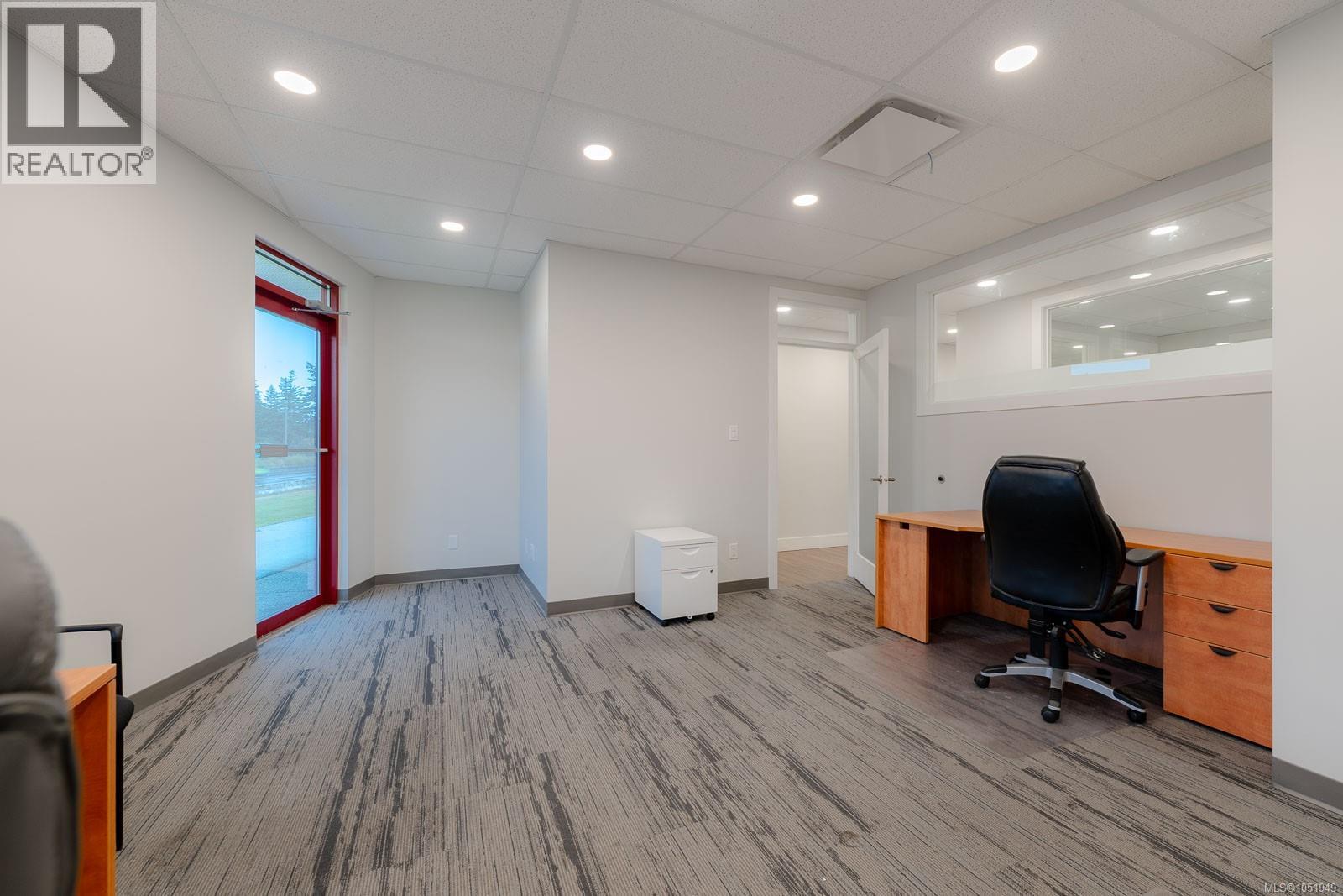 1A 5140 Metral Dr