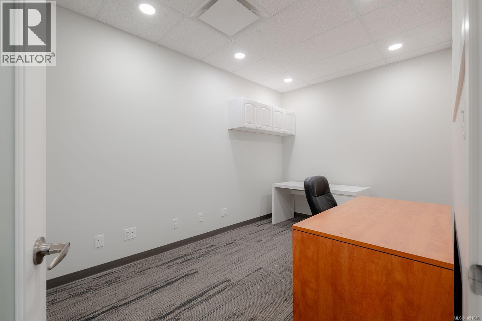 1A 5140 Metral Dr