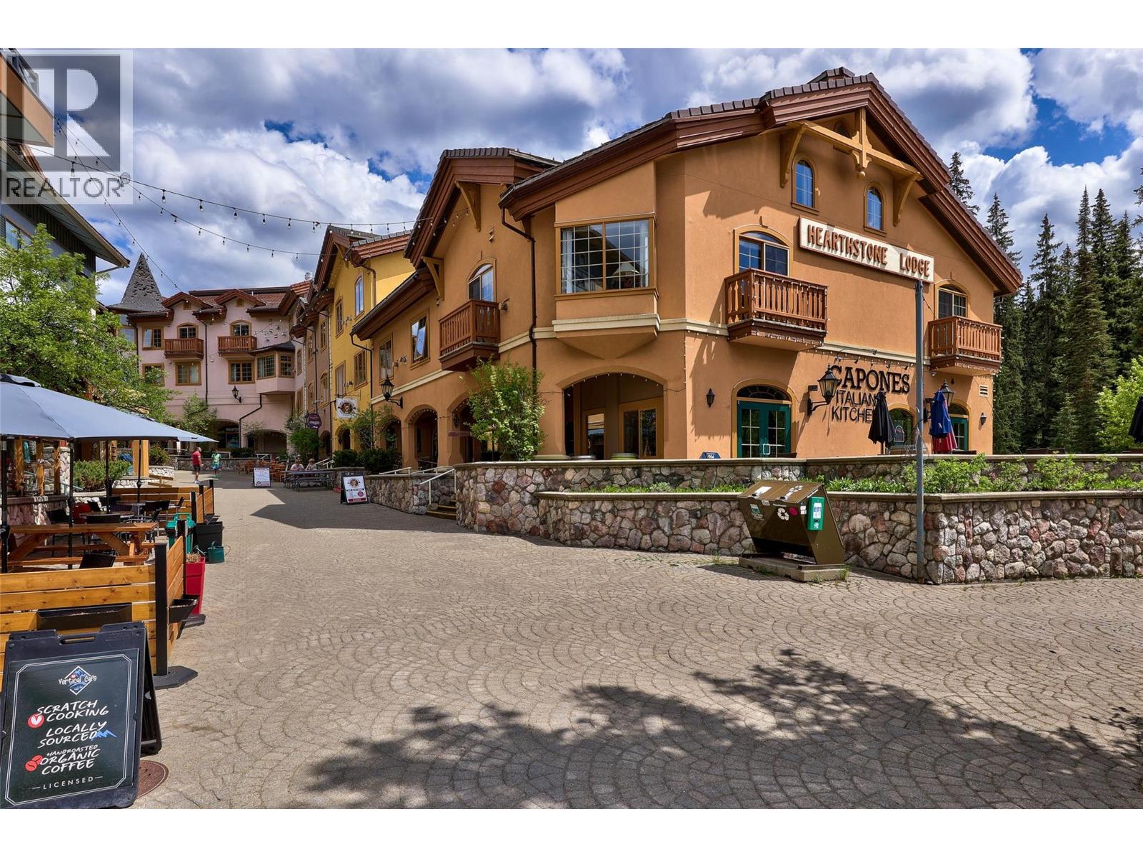 3170 Creekside Way Unit# 323, Sun Peaks, British Columbia