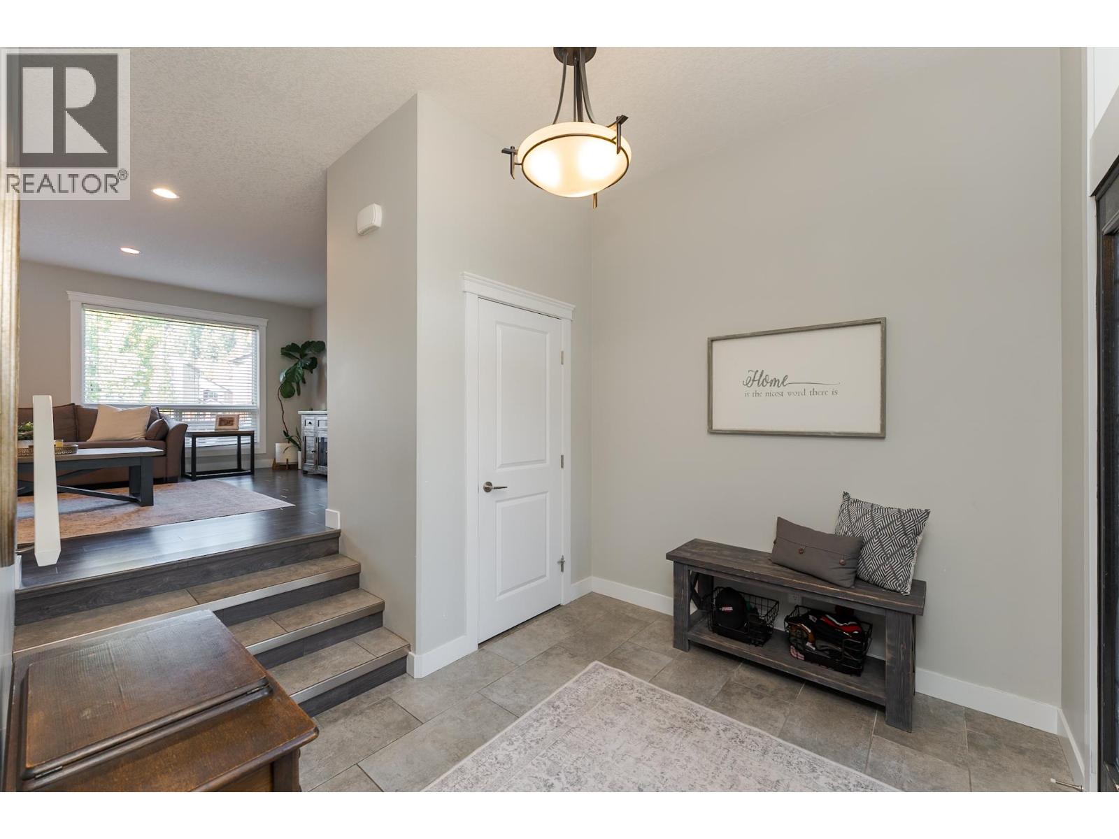 7661 Creekside Way, Prince George, British Columbia  V2N 0C2 - Photo 3 - R3173945