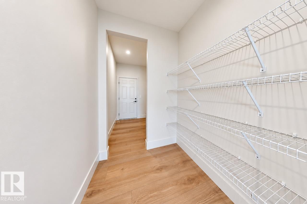 2216 Crossbill Link NW