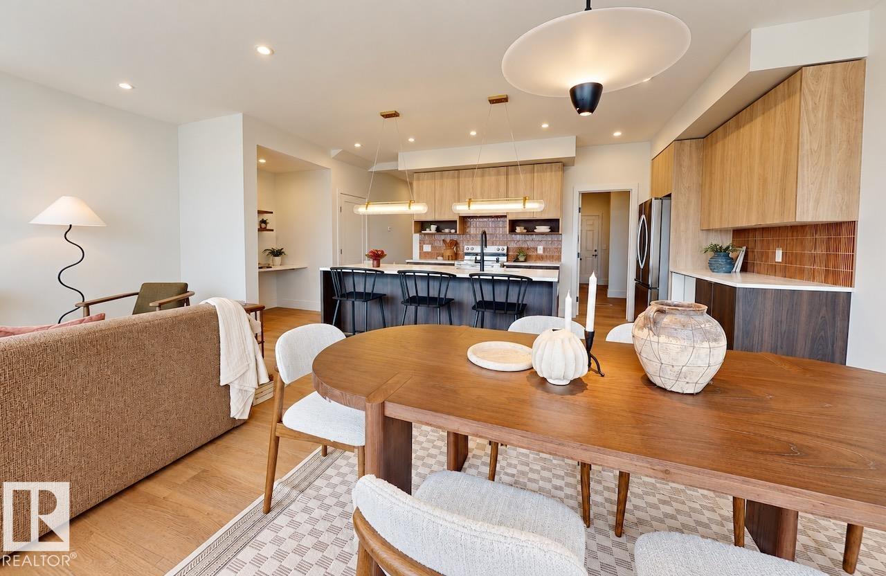 2216 Crossbill Link NW