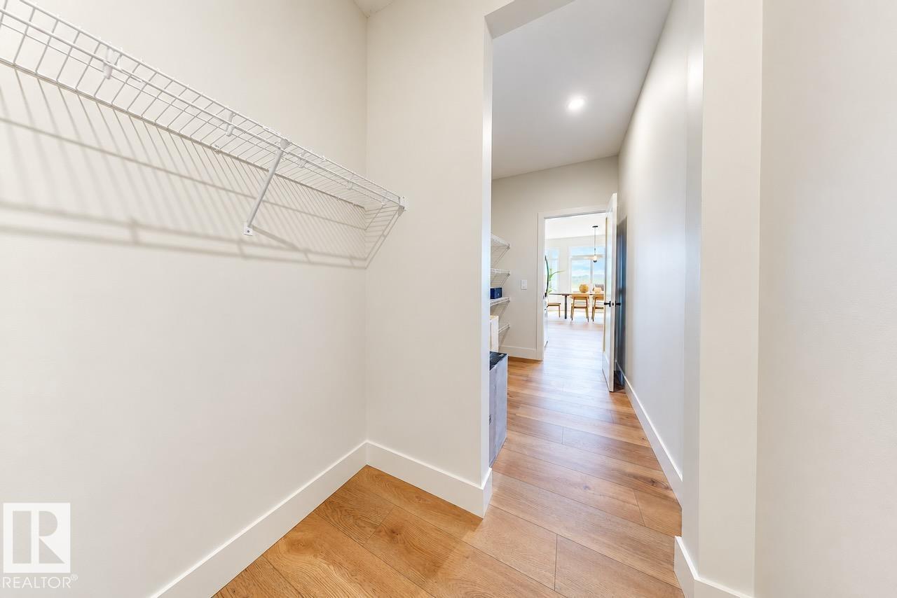 2216 Crossbill Link NW