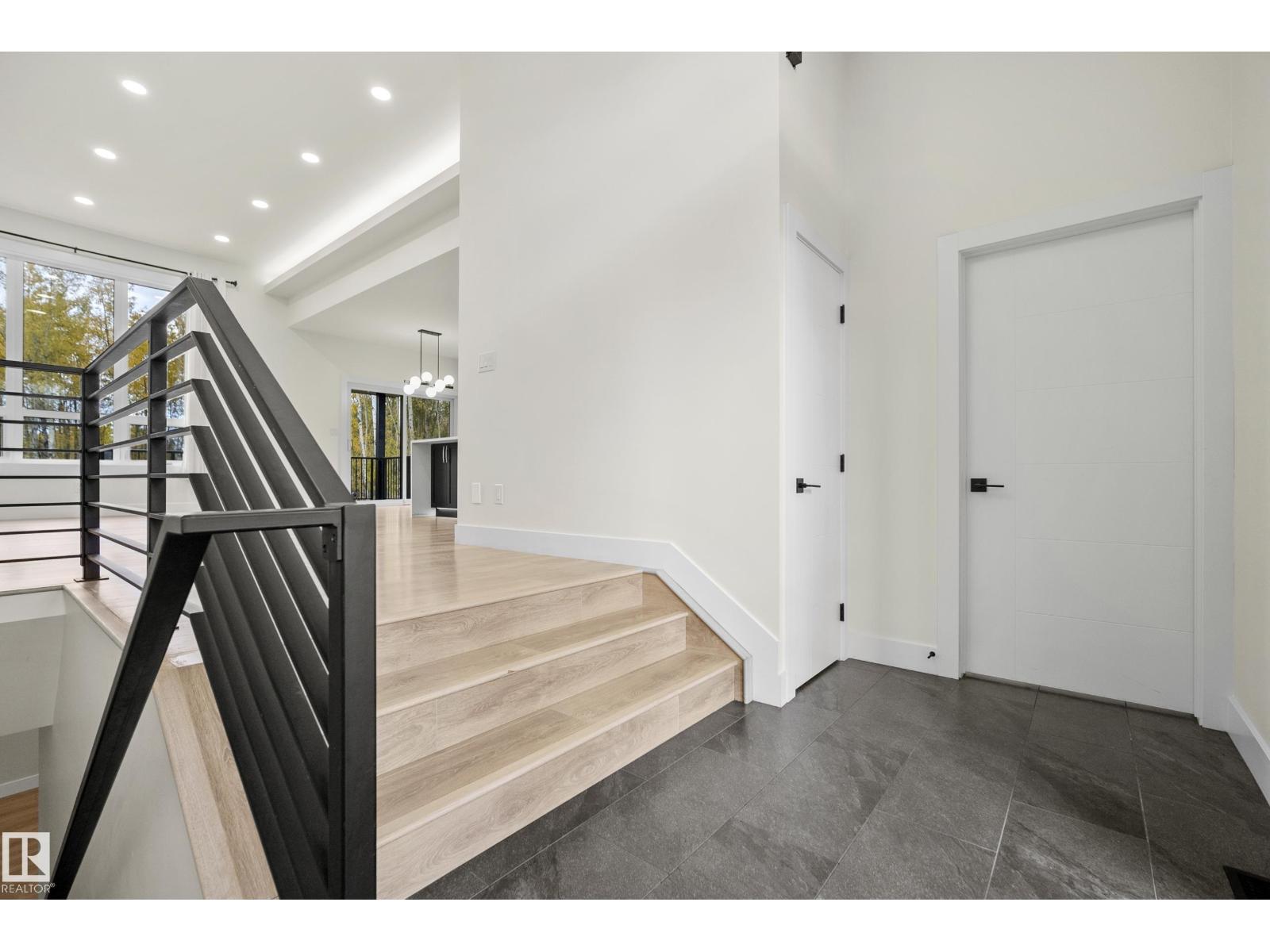 #10 53319 RANGE ROAD 14