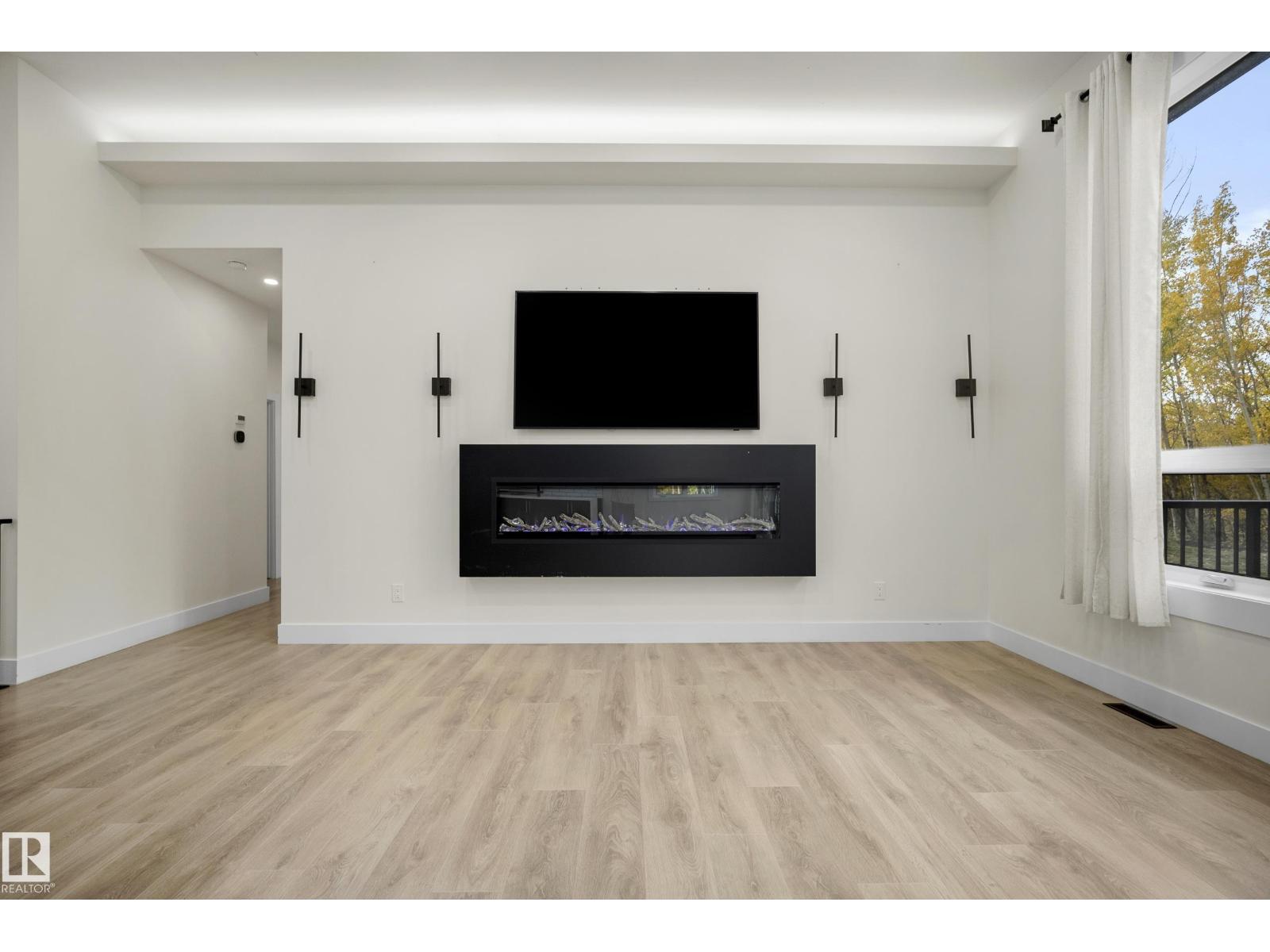 #10 53319 RANGE ROAD 14