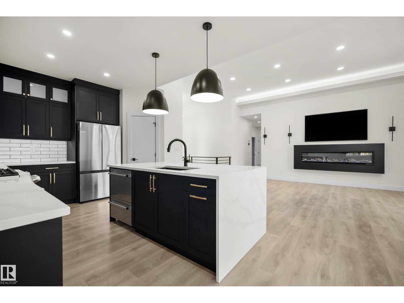 #10 53319 RANGE ROAD 14