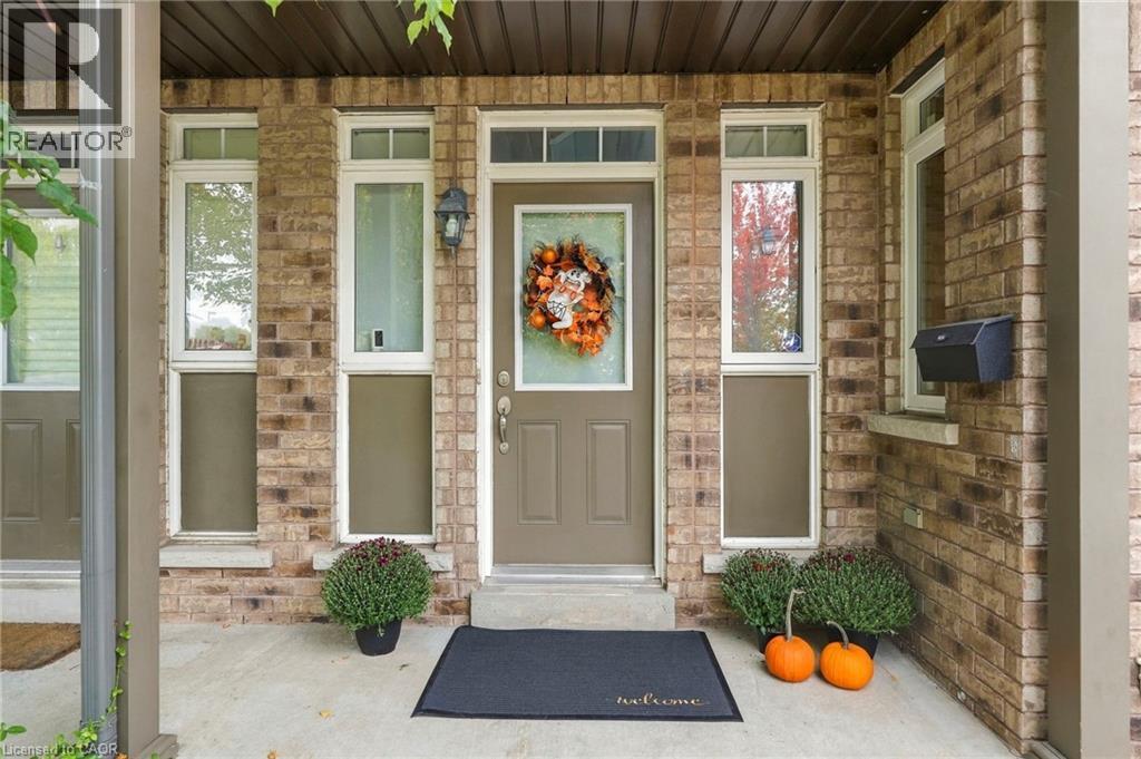 1076 Ryckman Common, Burlington, Ontario  L7R 2B6 - Photo 2 - 40868500