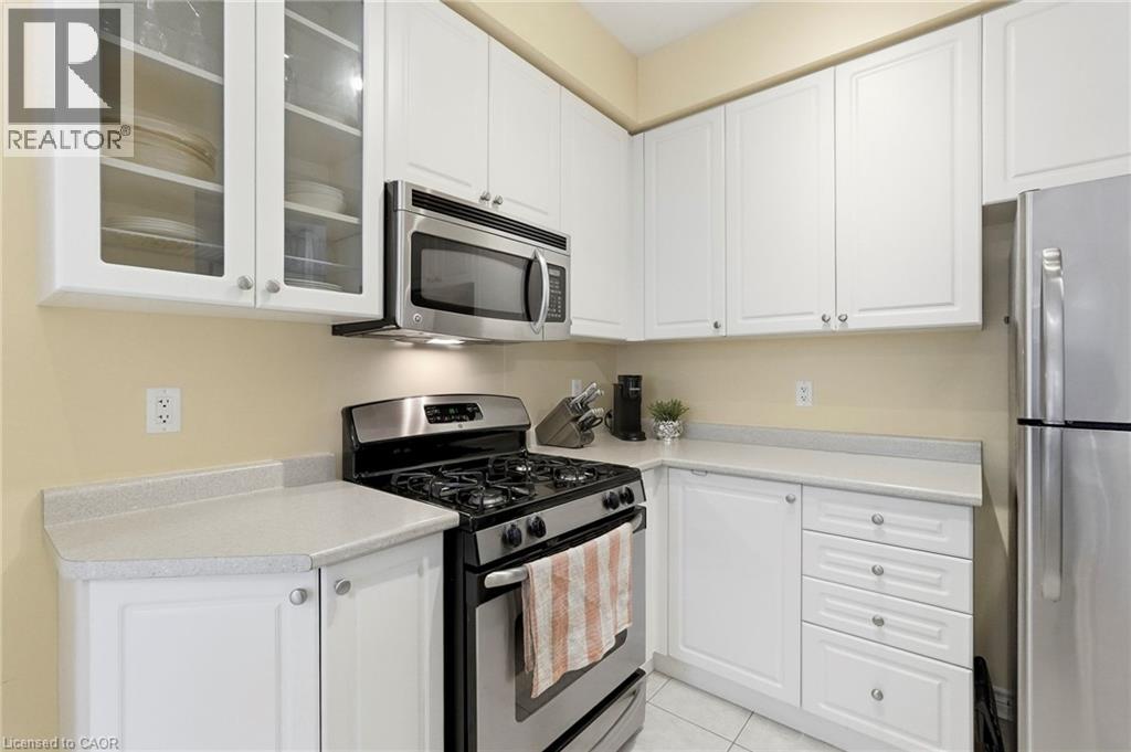 1076 Ryckman Common, Burlington, Ontario  L7R 2B6 - Photo 9 - 40868500