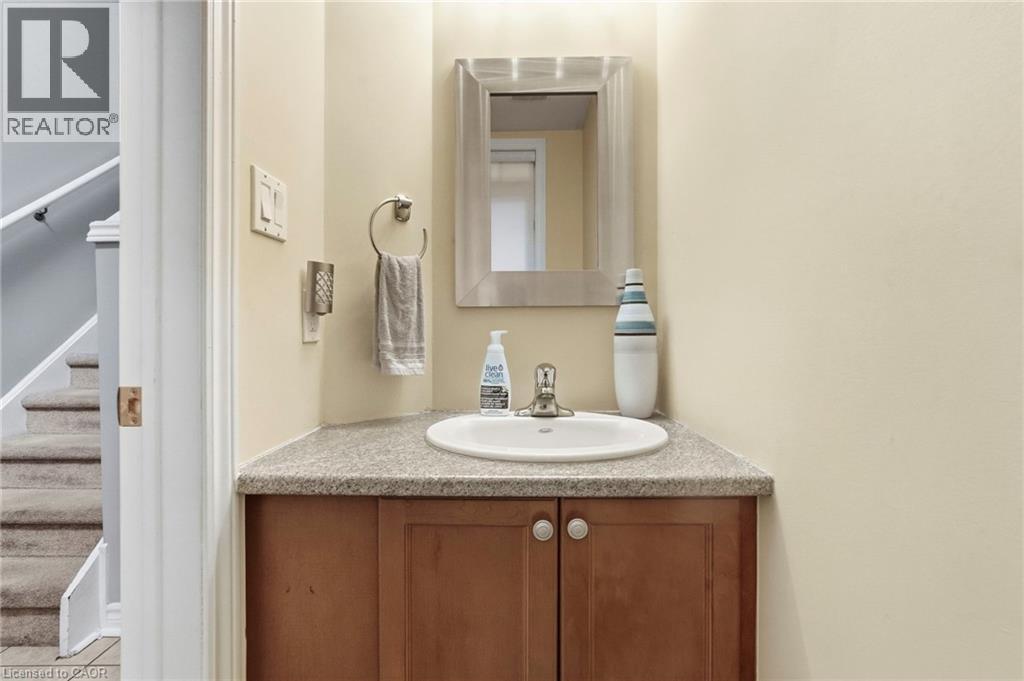 1076 Ryckman Common, Burlington, Ontario  L7R 2B6 - Photo 15 - 40868500