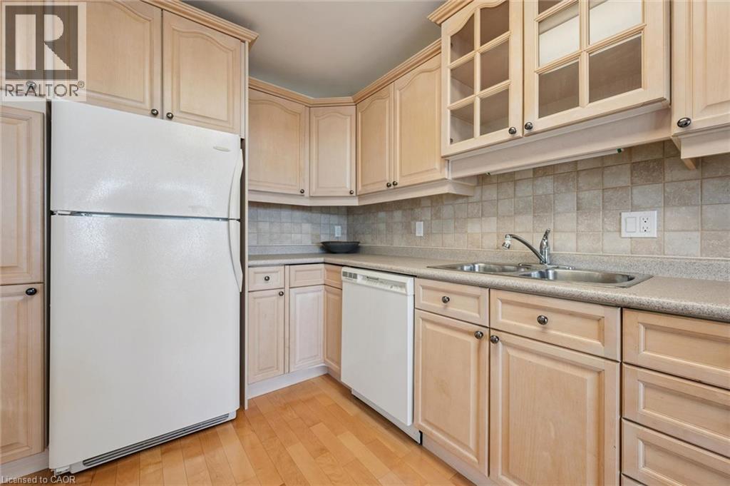 65 Westmount Road N Unit# 910, Waterloo, Ontario  N2L 5G6 - Photo 20 - 40869650