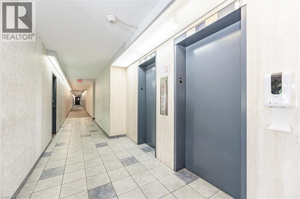 65 Westmount Road N Unit# 910, Waterloo, Ontario  N2L 5G6 - Photo 6 - 40869650