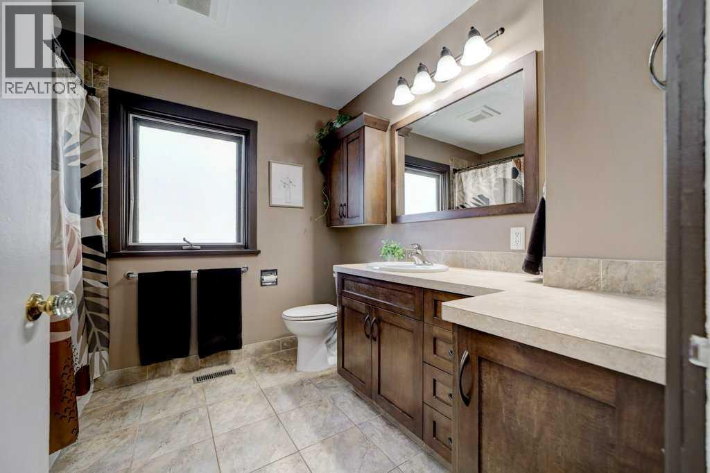 430 Dieppe Boulevard S, Lethbridge, Alberta  T1J 3X1 - Photo 18 - A2347124