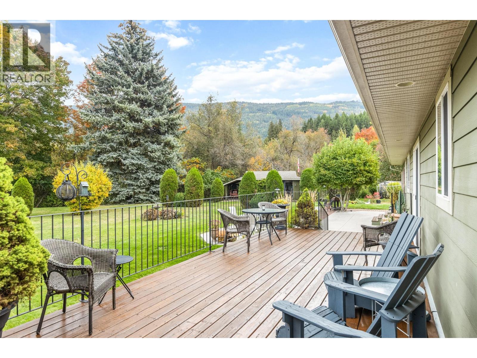 7200 54 Street NE, Salmon Arm, British Columbia  V0E 1K0 - Photo 44 - 10403057