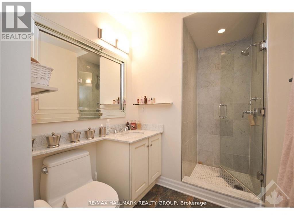 302 - 245 Kent Street, Ottawa, Ontario  K2P 0A5 - Photo 19 - X13879020