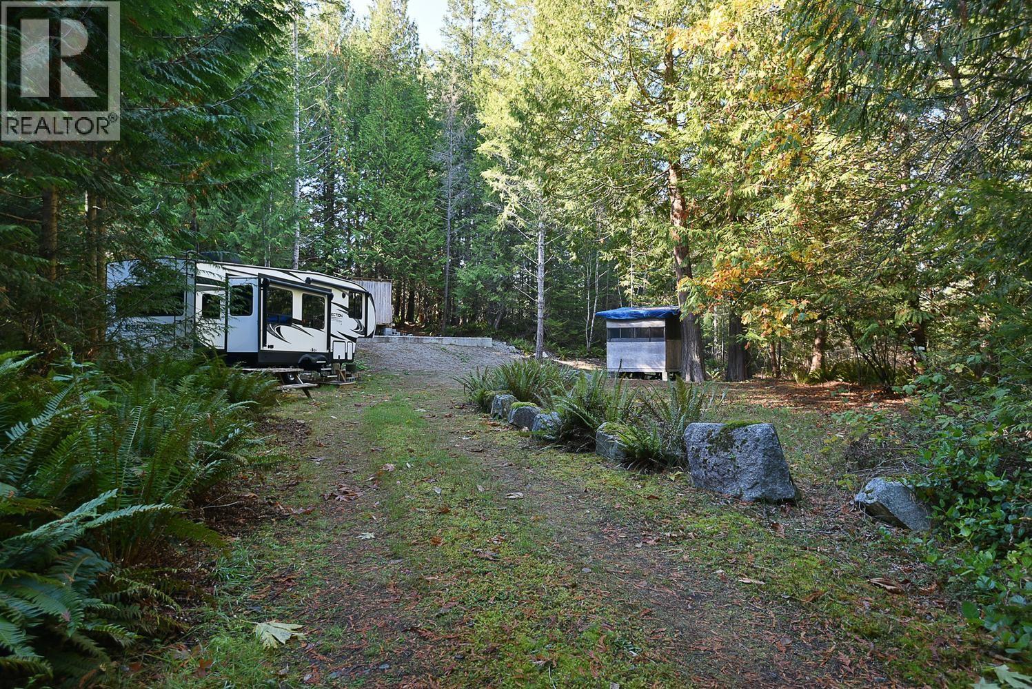4713 HOTEL LAKE CRESCENT