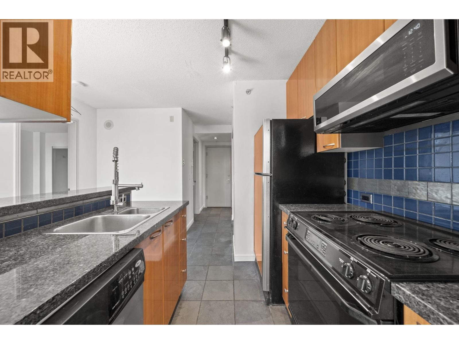 1807 1068 Hornby Street, Vancouver, British Columbia  V6Z 2Y7 - Photo 12 - R3174002