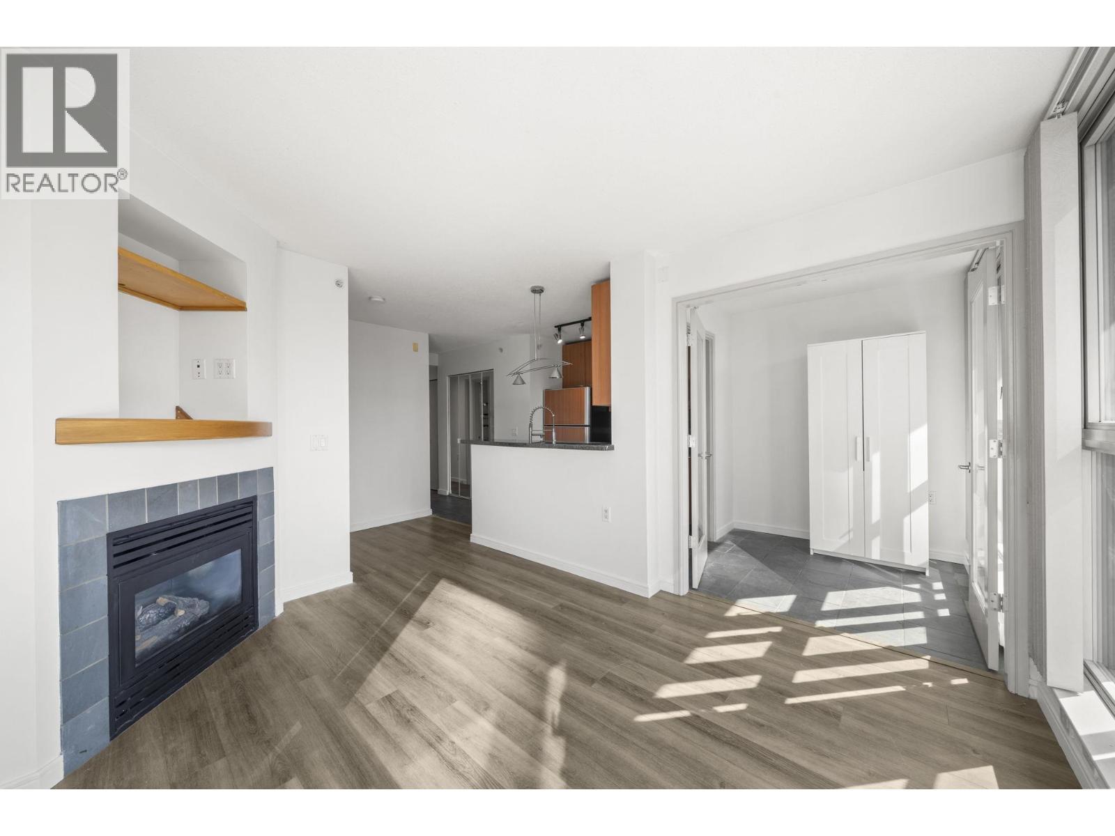 1807 1068 Hornby Street, Vancouver, British Columbia  V6Z 2Y7 - Photo 18 - R3174002