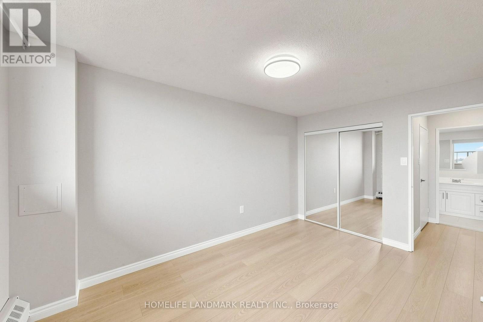 327 - 1050 Stainton Drive, Mississauga, Ontario  L5C 2T7 - Photo 21 - W13865244