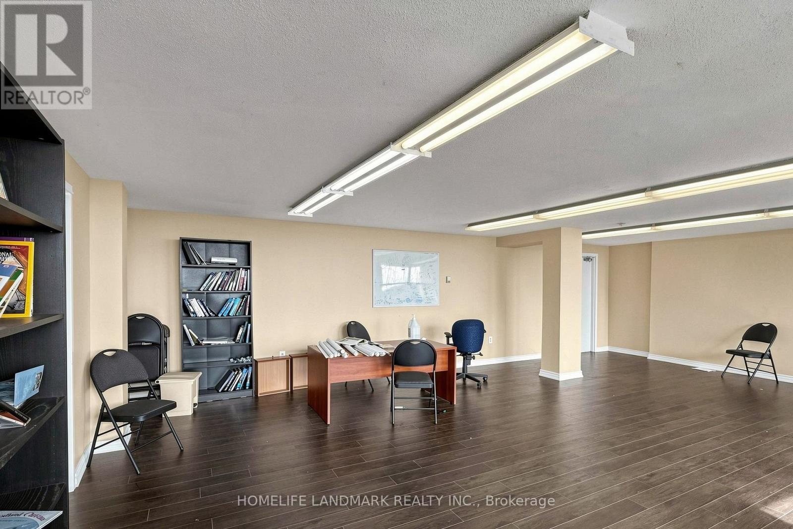 327 - 1050 Stainton Drive, Mississauga, Ontario  L5C 2T7 - Photo 30 - W13865244