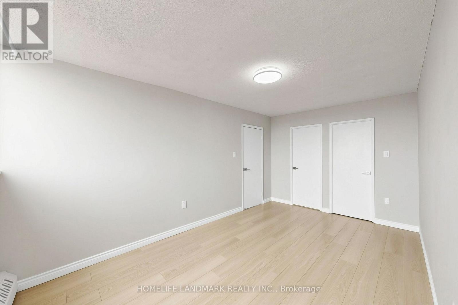 327 - 1050 Stainton Drive, Mississauga, Ontario  L5C 2T7 - Photo 13 - W13865244