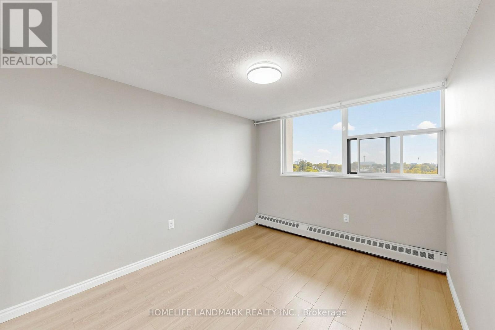 327 - 1050 Stainton Drive, Mississauga, Ontario  L5C 2T7 - Photo 18 - W13865244